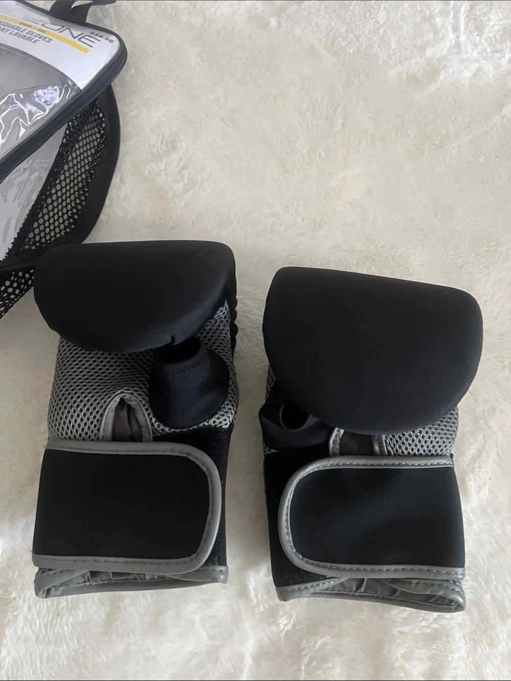 Washable Black Boxing Gloves - Women's